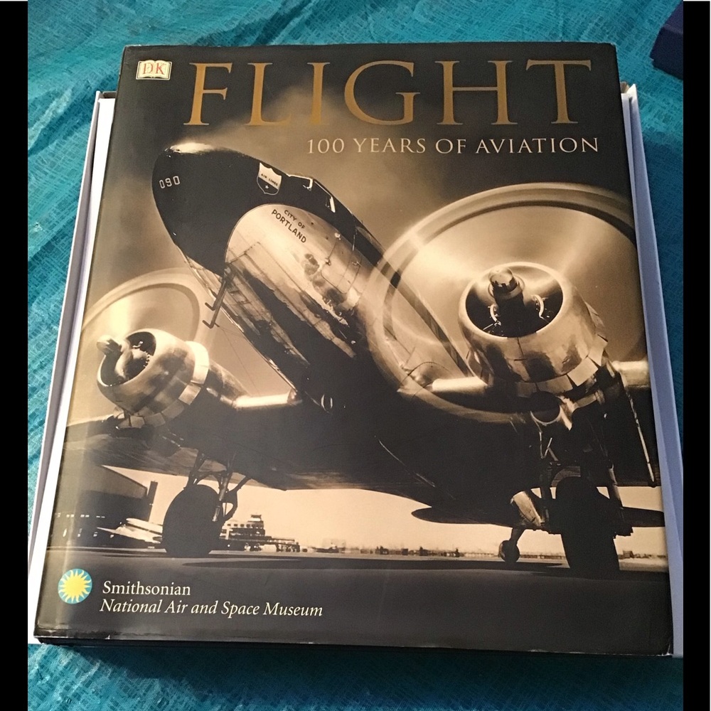 Flight 100 Years of Aviation - D K Publishing. Hard Cover.